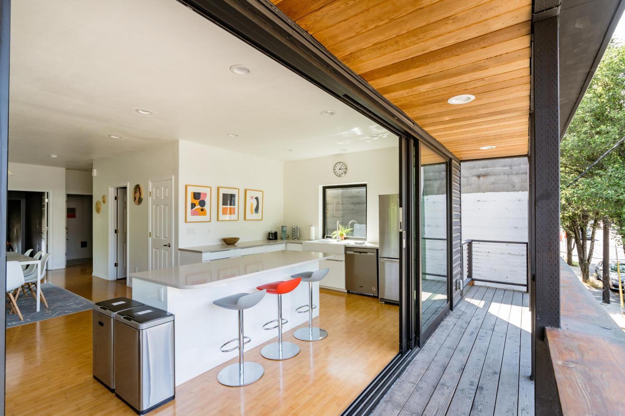 - Portland's Finest - Luxury Pearl District 4 Br *